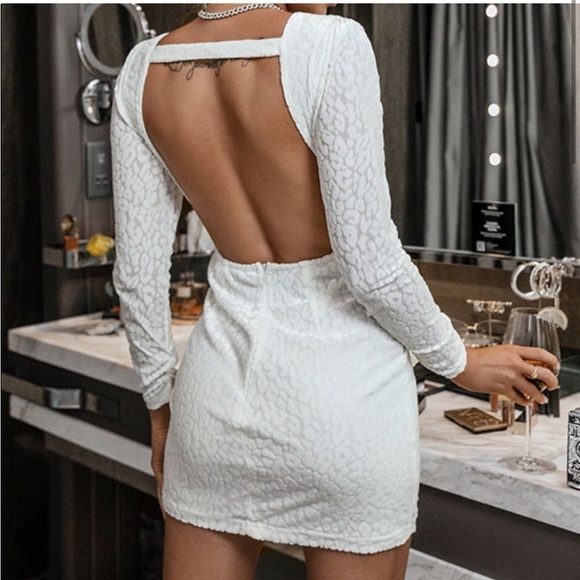 NWT white LUXXEL DRESS - Picture 3 of 13